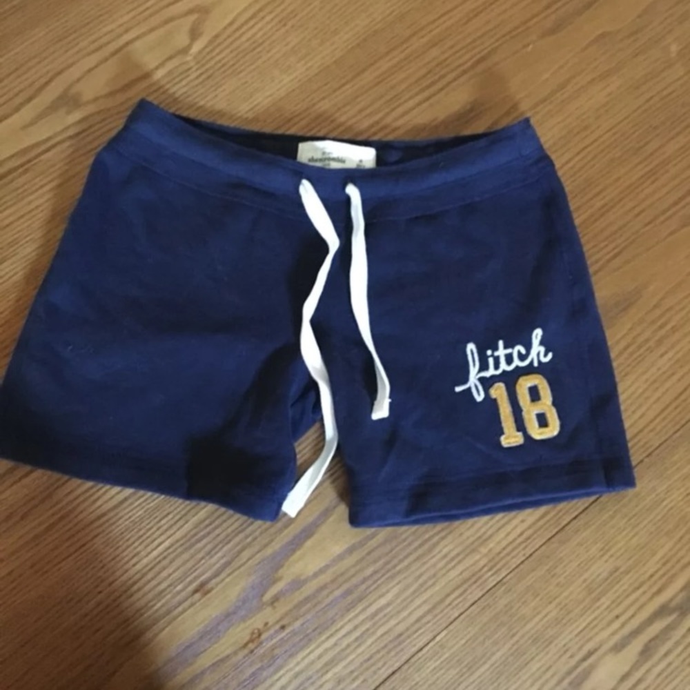 Abercrombie & Fitch Kids Shorts Kids Medium
